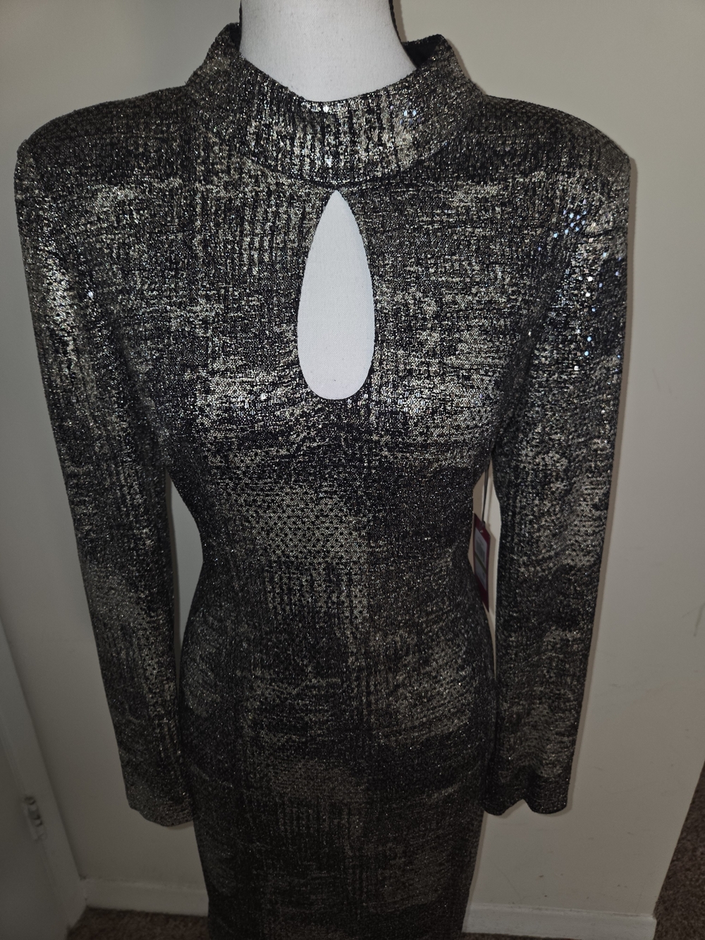 Vince Camuto Metallic Silver and Black Long Sleeve Keyhole Dress